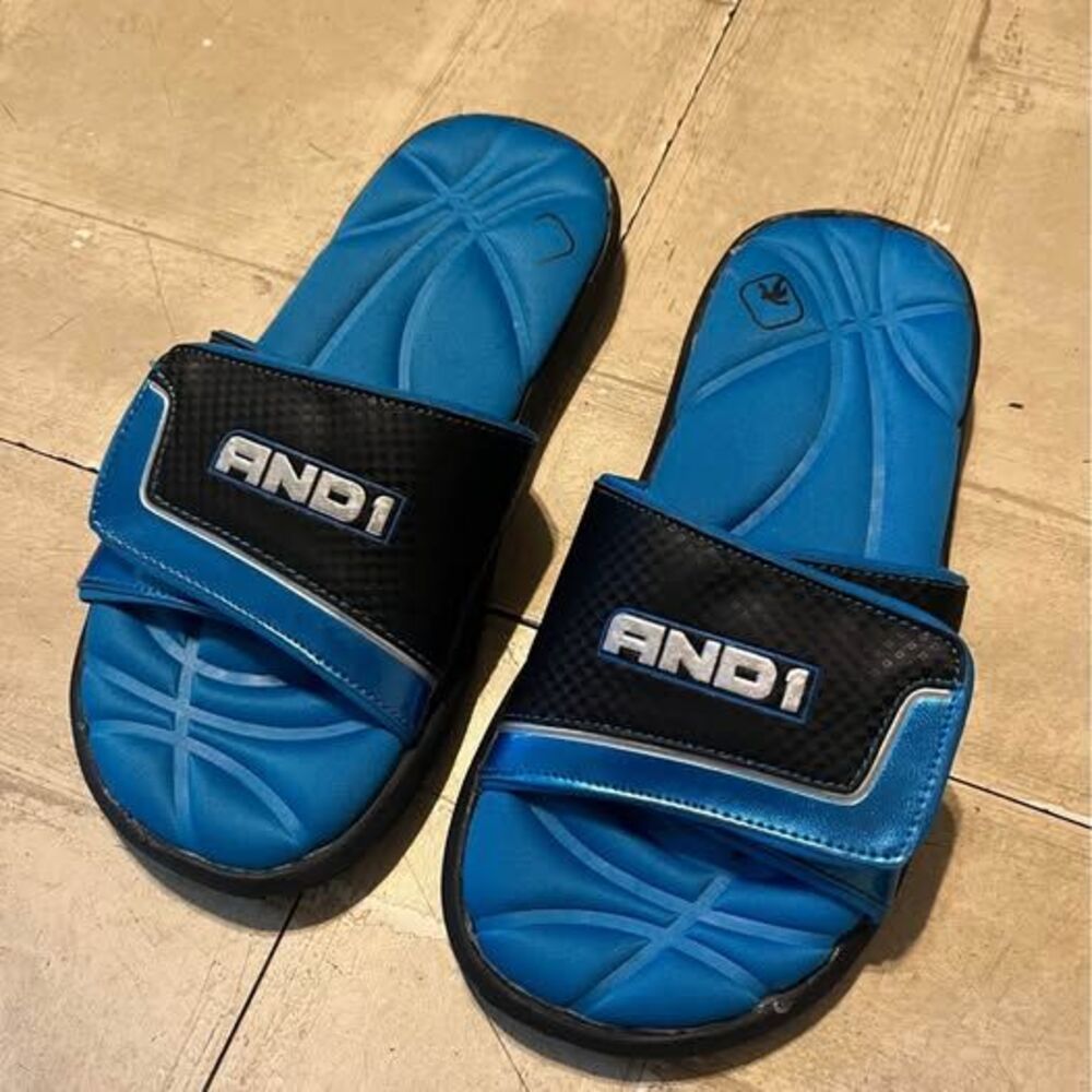 Y2K men’s And1 slides size 8